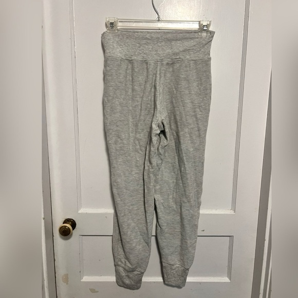 ATHLETA Coaster Luxe Waffle High Rise Jogger
$89 Size S - Picture 4 of 4